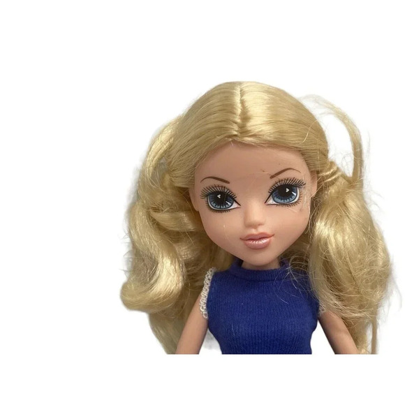 AVERY Moxie Girlz Horse Riding Club 10” Doll 2009 - Picture 6 of 16